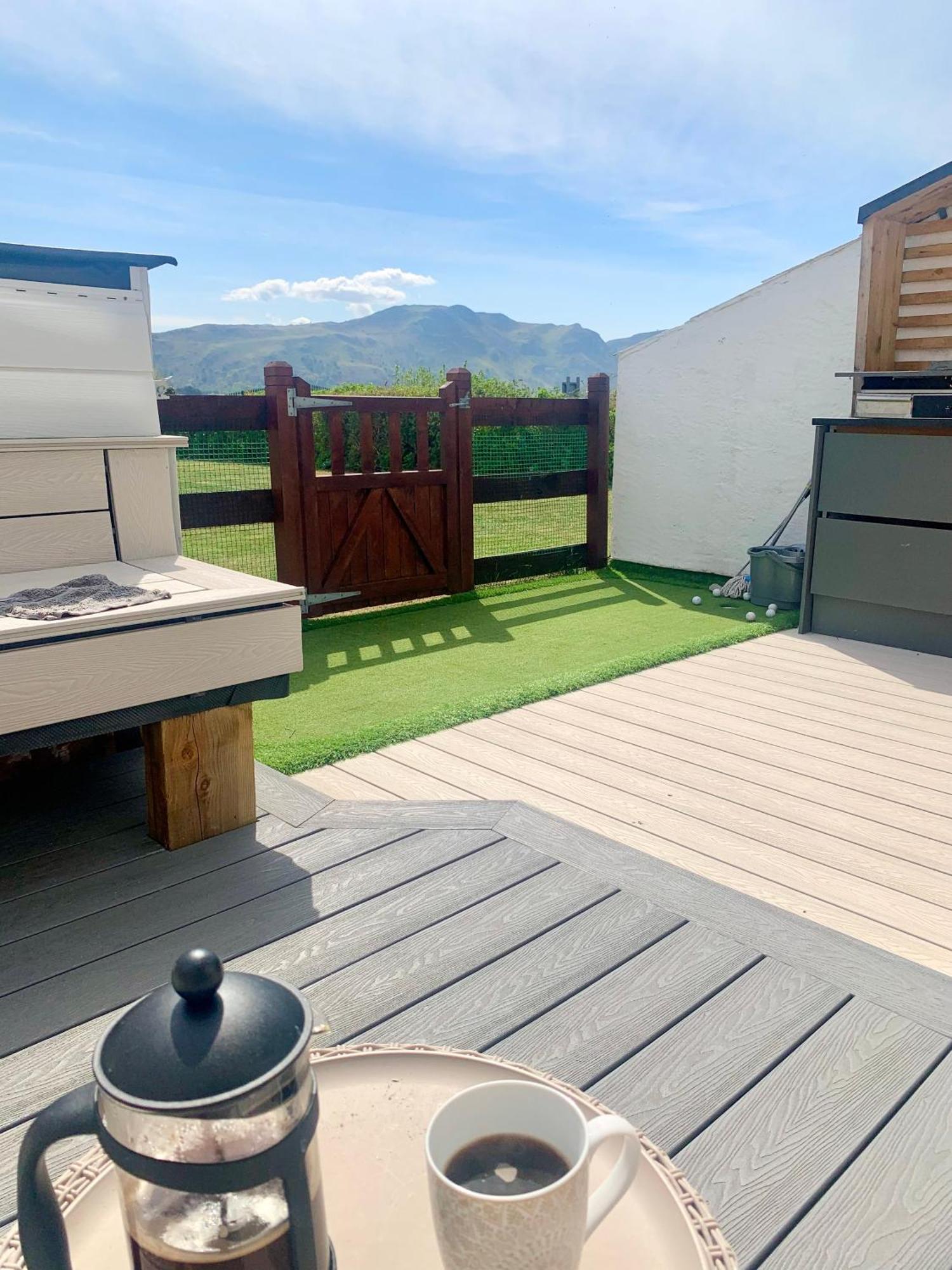 3 Bedroom Deganwy Sea View Beach House Ll31 Exterior photo